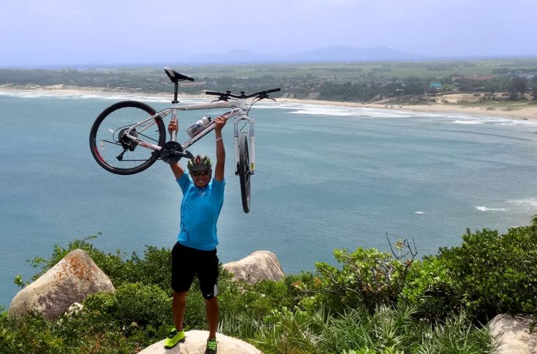 Bike-tour-along-Vietnam-Coast